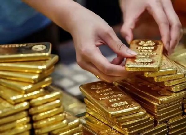 口袋超盘 中美关税战全面爆发前，中国亮出家底，一批批黄金加紧运回中国